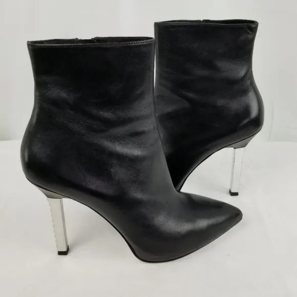 Michael Kors Rockstud Heels Ankle Boots size 8