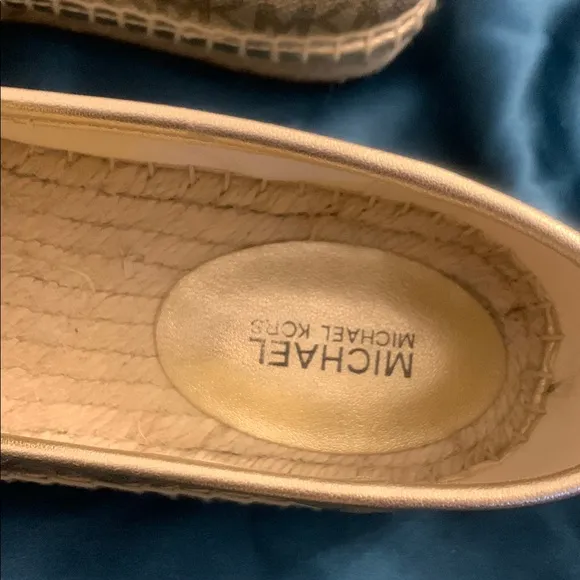 Michael Kors silvery/goldish espadrille flats loafers SZ 7.5