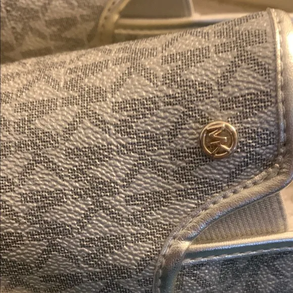 Michael Kors silvery/goldish espadrille flats loafers SZ 7.5