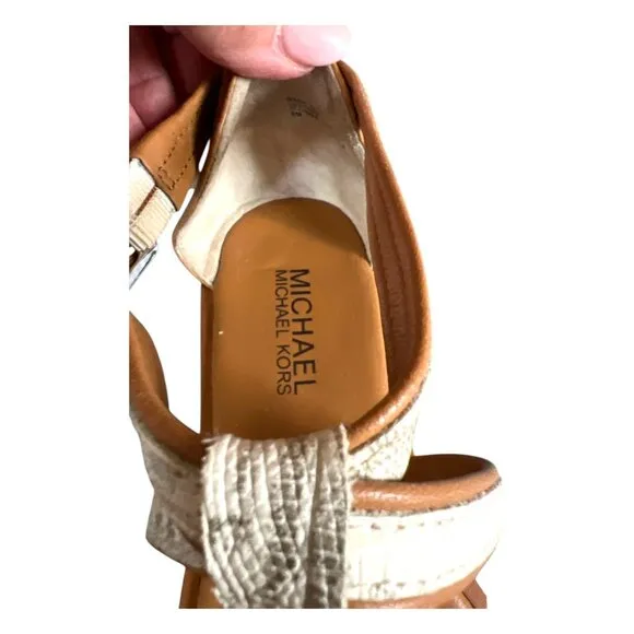 MICHAEL Michael Kors &quot;Darci&quot; Leather Embossed Thong Sandal White Gray Size 8M