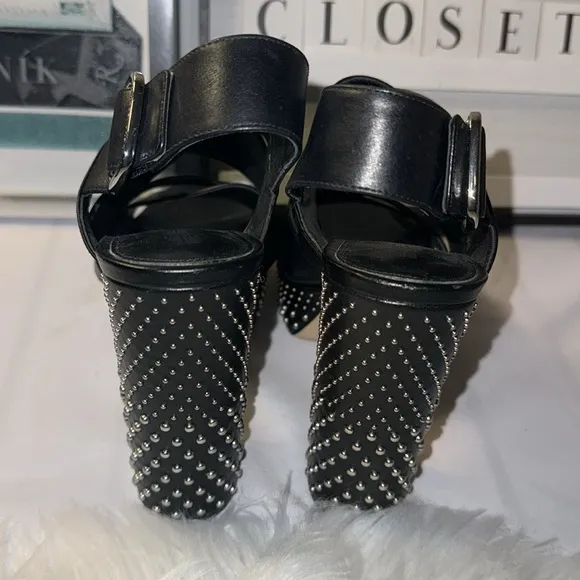 Michael, Michael Kors Mila studded leather sandals GUC 8M