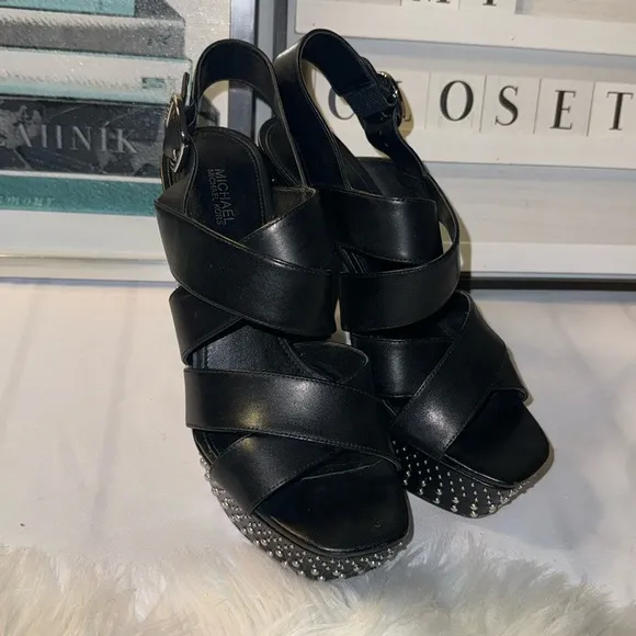 Michael, Michael Kors Mila studded leather sandals GUC 8M