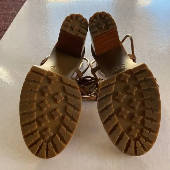 MICHAEL KORS VeroLug Platform Leather Sandals Size 9