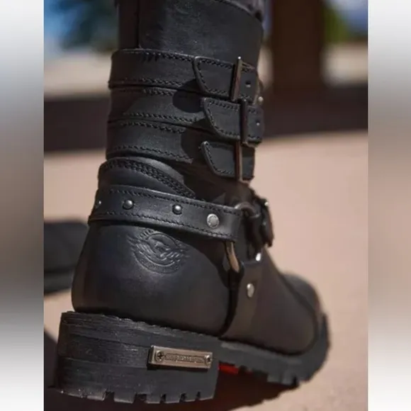 Milwaukee Leather Women 9-In Triple Buckle Black Leather Harness Biker Boot 5.5
