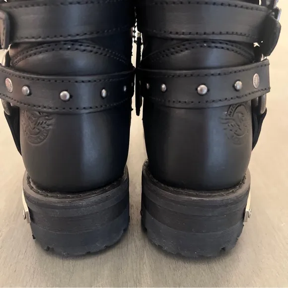Milwaukee Leather Women 9-In Triple Buckle Black Leather Harness Biker Boot 5.5