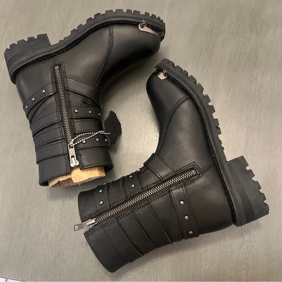 Milwaukee Leather Women 9-In Triple Buckle Black Leather Harness Biker Boot 5.5