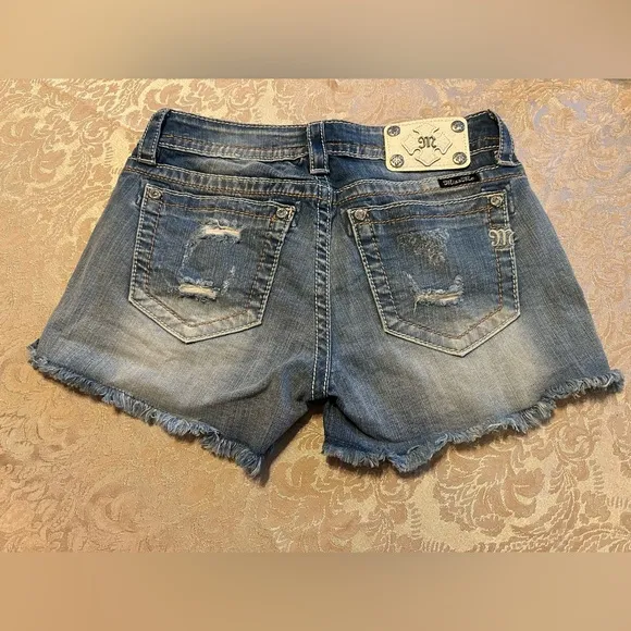 Miss Me Jean Shorts with Crystal &amp; metal studs Distressed shorts size 28