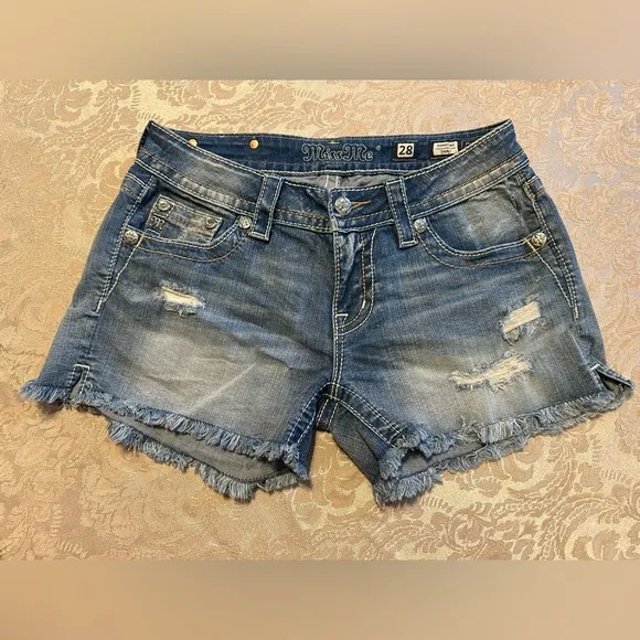 Miss Me Jean Shorts with Crystal &amp; metal studs Distressed shorts size 28
