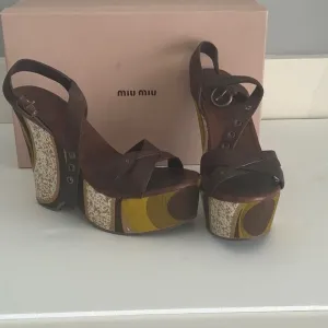 Miu Miu platform open toe Sandals leather/fabric