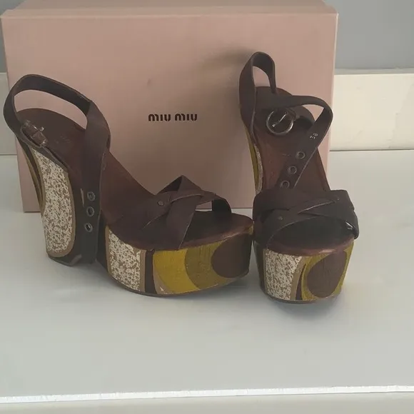 Miu Miu platform open toe Sandals leather/fabric