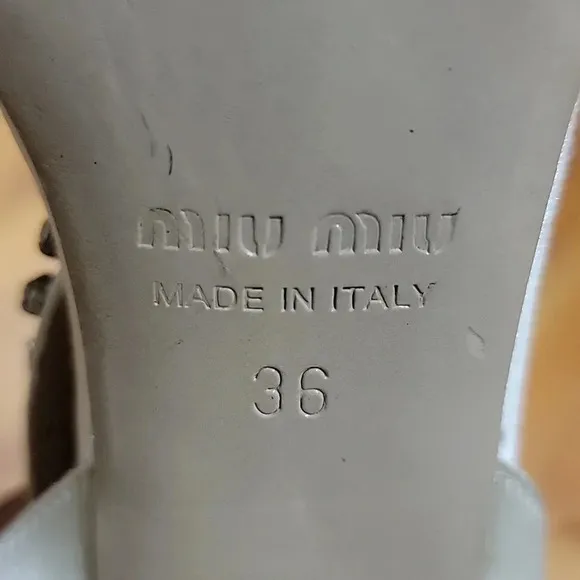 Mui mui sandals
