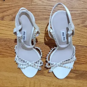Mui mui sandals