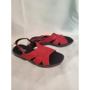 Munro Women's Micah Suede Open Toe Slingback Sandals Red Size 7.5. S71