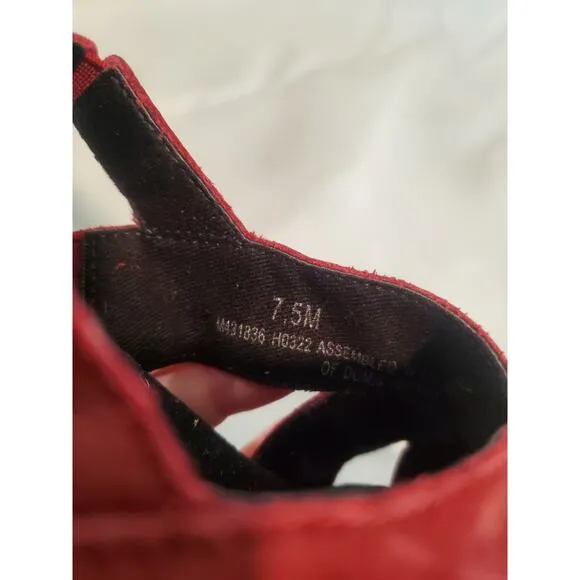 Munro Women's Micah Suede Open Toe Slingback Sandals Red Size 7.5. S71
