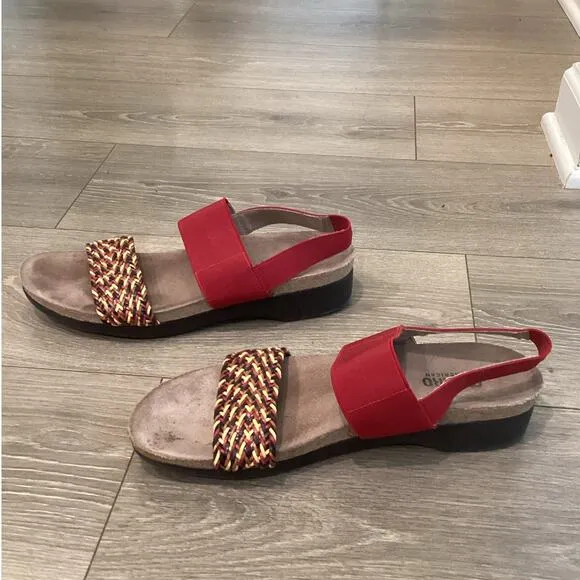 Munro Womens Pisces Sandals US 8.5 Red Multi Braided Comfort Beach Walking Wedge