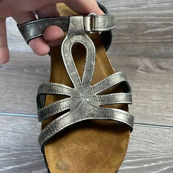 Naot Rachel Metallic Gold Womens Sz 8/EU 39 Slingback Hook &amp; Loop Wedge Sandals