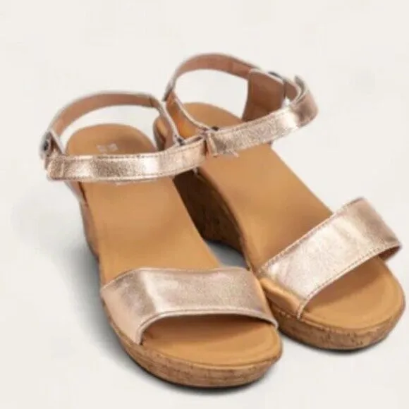 NAOT sandals NEW 42 Pier Soft Rose Gold‎  Leather Strap Wedge Open Tow Platform