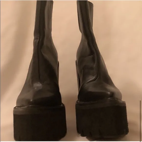 Nasty Gal gothic platform pointed toe demonia lookalike heeled booties size 8