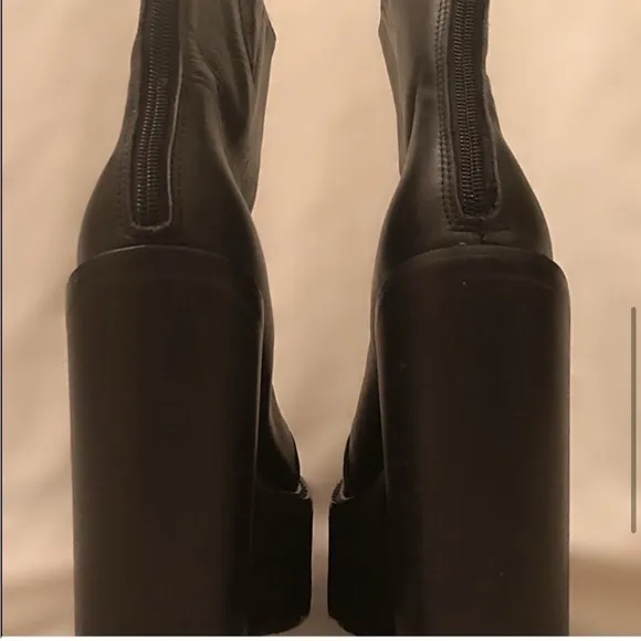 Nasty Gal gothic platform pointed toe demonia lookalike heeled booties size 8