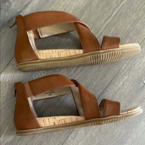 Naturalizer Brown Sandals
