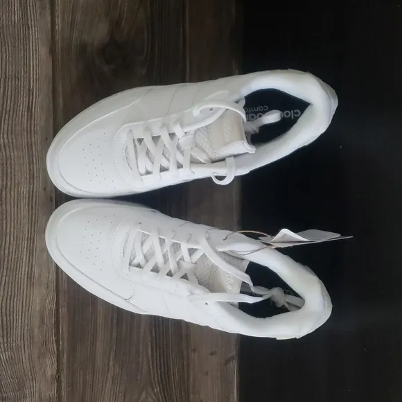 New Adidas Postmove SE White Basketball Sneakers
