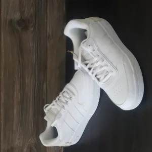 New Adidas Postmove SE White Basketball Sneakers