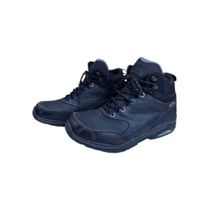New Balance Men's Hiking Boots Black Waterproof Thinsulate size 10 Outdoor