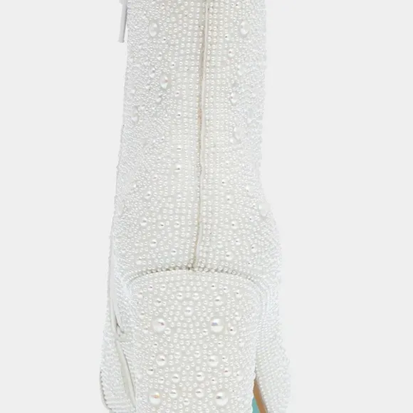 NEW Betsey Johnson Women's Ivory Ankle Boots Pearl Embellishments $129