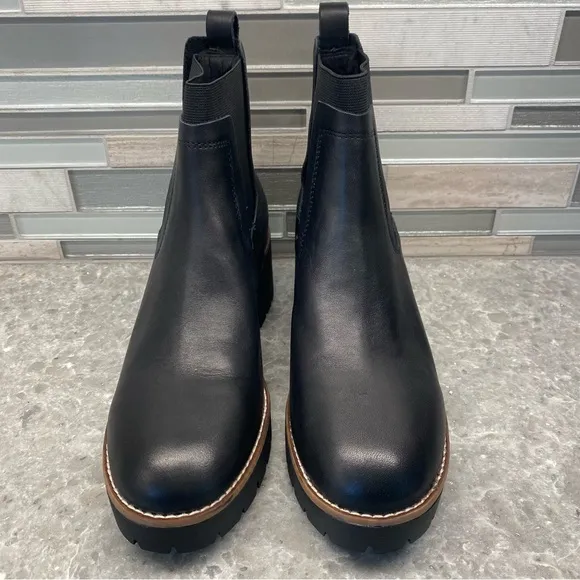 NEW! Blondo Dyme Waterproof Chelsea Ankle Bootie Black Leather Size 8.5
