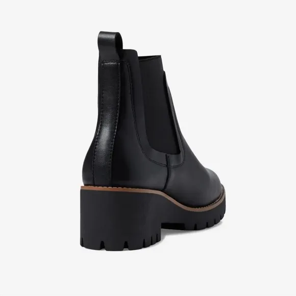 NEW! Blondo Dyme Waterproof Chelsea Ankle Bootie Black Leather Size 8.5