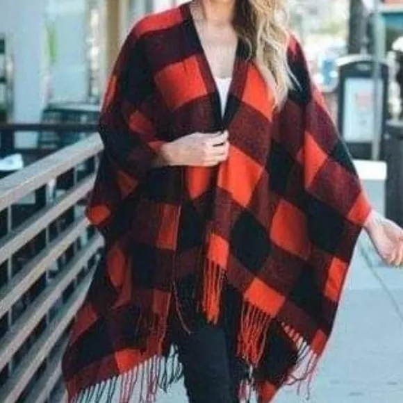 NEW BUFFALO CHECK TASSEL PONCHO Red And Black One Size