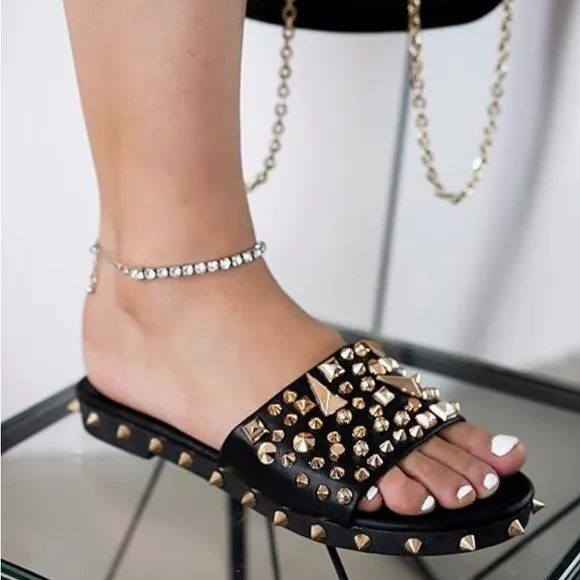 New Cape Robbin Black &amp; Rose Gold Studded Sandals - Size 9