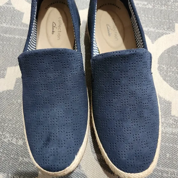 NEW CLARKS Danelly Rae Suede Espadrille Loafers size 7 navy/denim blue