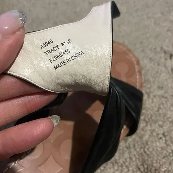 New COACH Black Leather sandals size 8.5 new