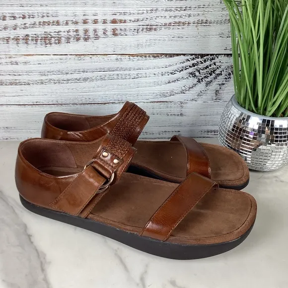 NEW EARTH SIZE 9.5 RUBY SANDALS ALPACA BROWN LEATHER SHOES SPRING SUMMER