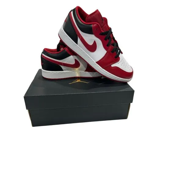 New In Box Air Jordan 1 Low GS Youth Size 5 Basketball Sneakers Lace Up Red