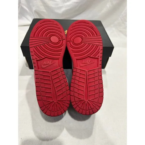 New In Box Air Jordan 1 Low GS Youth Size 5 Basketball Sneakers Lace Up Red
