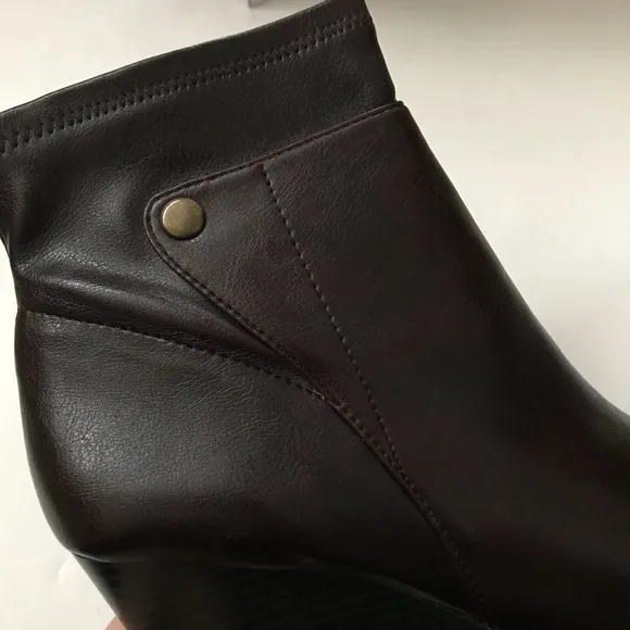 New in box Franco Sarto boots