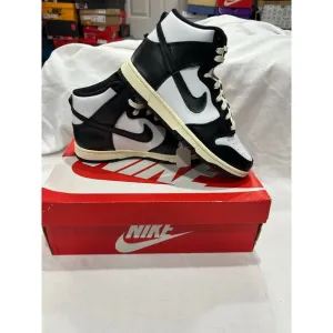 New In Box Nike Dunk High Women Size 8.5 Black White Basketball Sneakers Lace Up