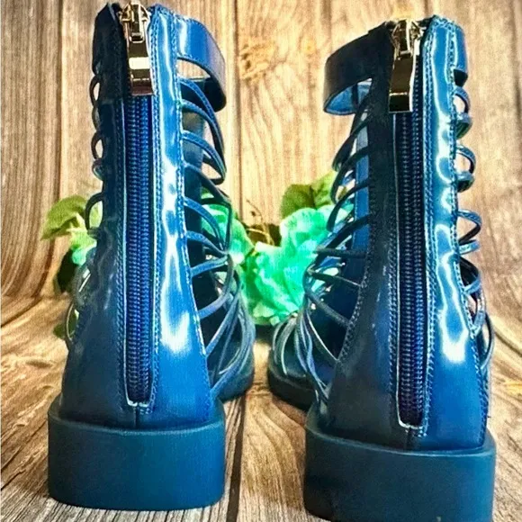 New in box Vivienne Hu patent leather strappy gladiator sandals