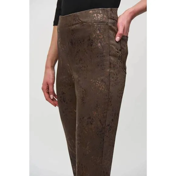 NEW JOSEPH RIBKOFF foiled animal classic slim denim pants in brown