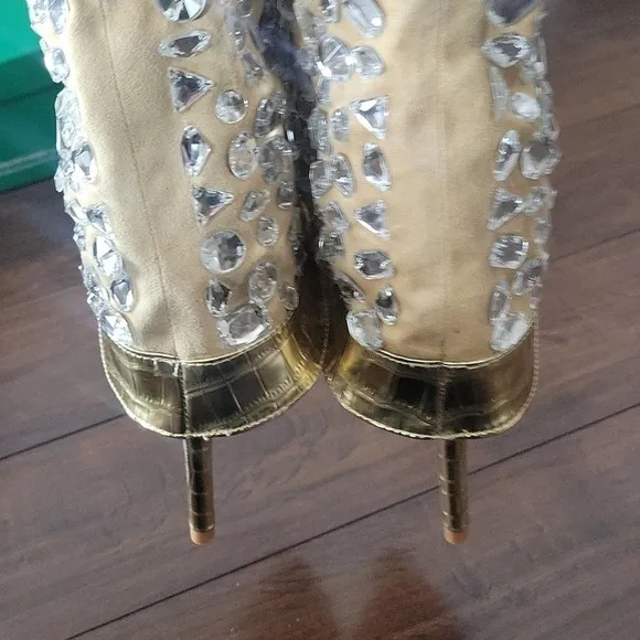 NEW! LAUREN LORRAINE Hana Mettalic Gold Embellished Stiletto Heel Cowboy Boots 6