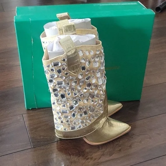 NEW! LAUREN LORRAINE Hana Mettalic Gold Embellished Stiletto Heel Cowboy Boots 6