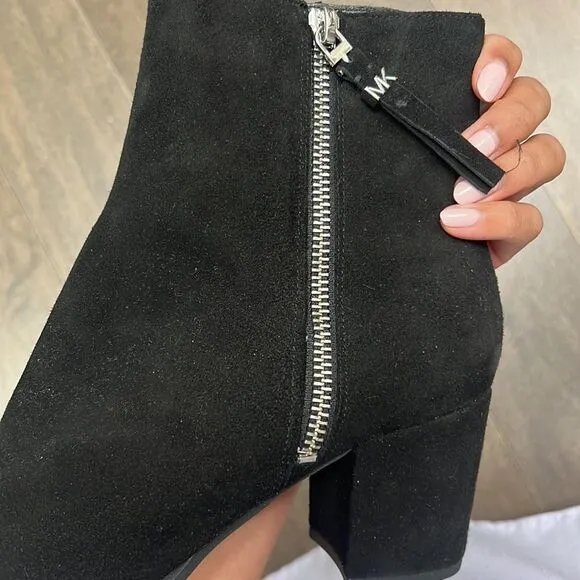 NEW Michael Kors Black Suede Pointed Toe Ankle Bootie Boots 7M