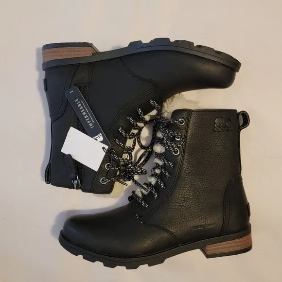 NEW Sorel Emelie Lace Up Cozy Boots Womens 6 Outdoors Combat Classic Woodland