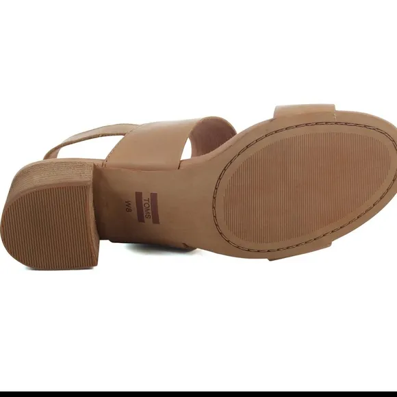 New! Toms woman’s  8, poppy honey leather sandals.