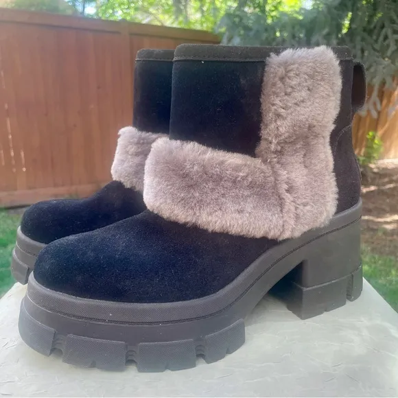 NEW UGG Brooklyn Sunburst 1145710 Black Suede &amp; Shearling Platform Chelsea Boots