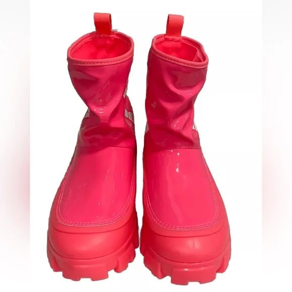 *NEW* UGG Classic Brellah Mini Boot 'Super Coral' 1144059-Women’s Size 8