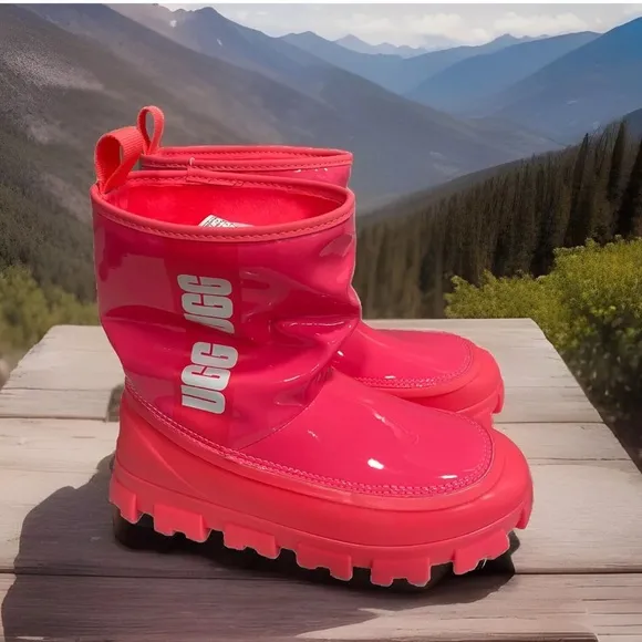 *NEW* UGG Classic Brellah Mini Boot 'Super Coral' 1144059-Women’s Size 8