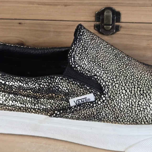 NEW Vans 8 Classic Slip On Metallic Gold Dots Low Top Sneakers SK8 Shoes 9.5